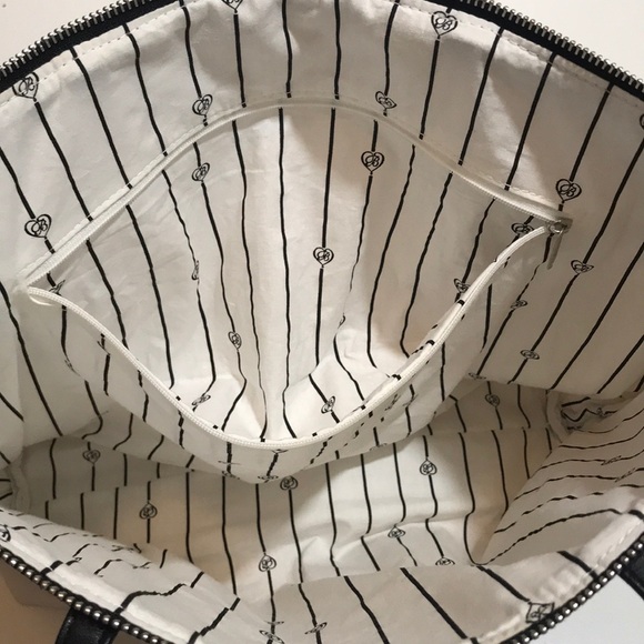 BRIGHTON Love Notes Christmas Tote - Picture 12 of 12